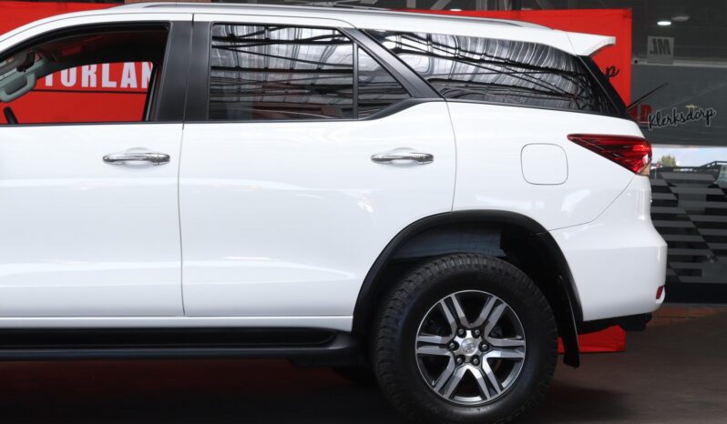 2019 Toyota Fortuner 2.4 GD-6 R/B A/T full