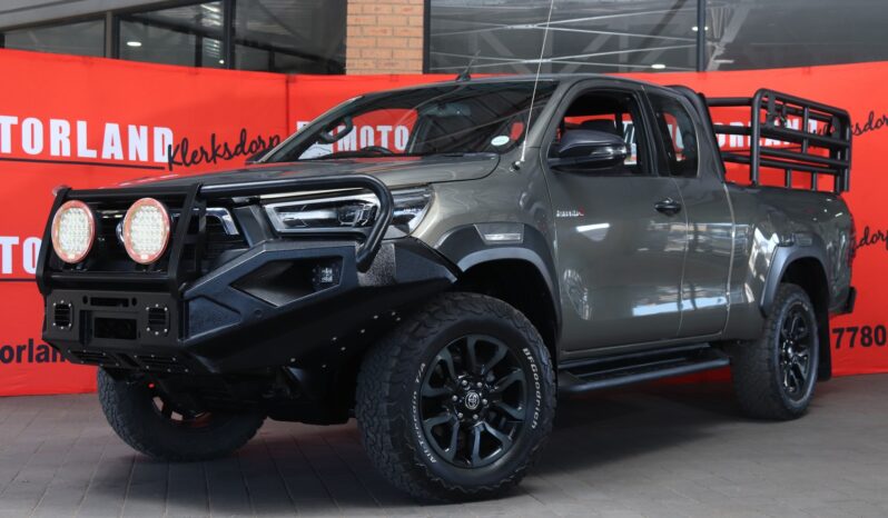 2021 Toyota Hilux 2.8 GD-6 RB Legend E/Cab 4×4 (M) full