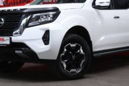 2022 Nissan Navara 2.5 DDTI LE Plus 4×4 D/C Auto full