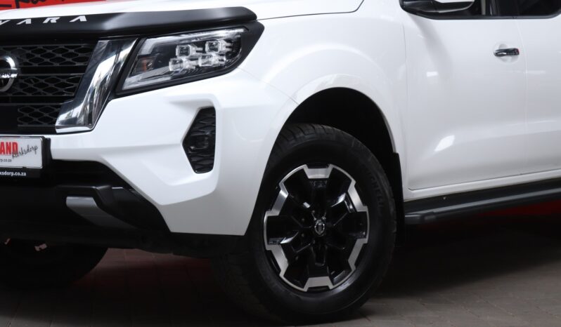 2022 Nissan Navara 2.5 DDTI LE Plus 4×4 D/C Auto full