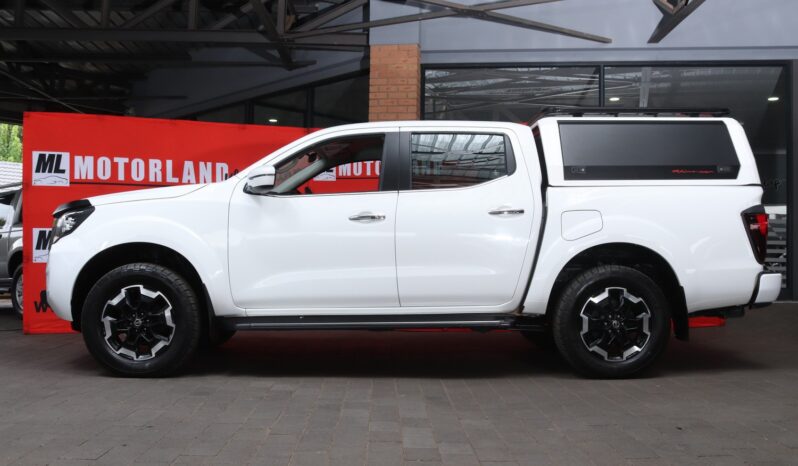 2022 Nissan Navara 2.5 DDTI LE Plus 4×4 D/C Auto full