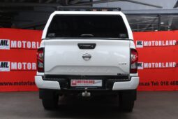 2022 Nissan Navara 2.5 DDTI LE Plus 4×4 D/C Auto full