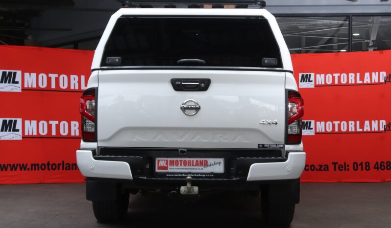 2022 Nissan Navara 2.5 DDTI LE Plus 4×4 D/C Auto full