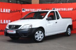 2023 Nissan NP200 1.6 A/C Safety Pack full