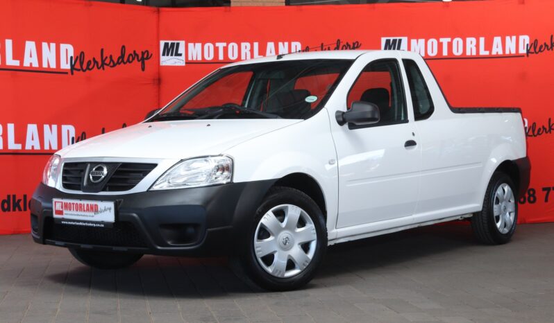 2023 Nissan NP200 1.6 A/C Safety Pack full