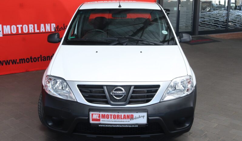 2023 Nissan NP200 1.6 A/C Safety Pack full
