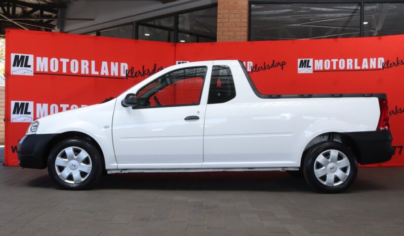 2023 Nissan NP200 1.6 A/C Safety Pack full