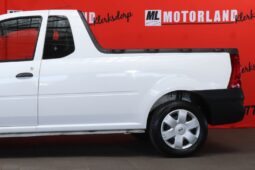 2023 Nissan NP200 1.6 A/C Safety Pack full