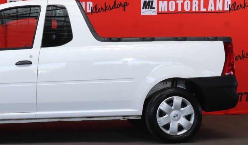 2023 Nissan NP200 1.6 A/C Safety Pack full