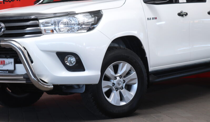 2017 Toyota Hilux 2.4 GD-6 SRX D/C (M) full