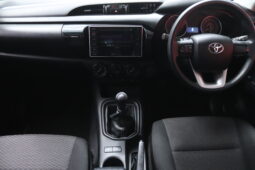 2017 Toyota Hilux 2.4 GD-6 SRX D/C (M) full