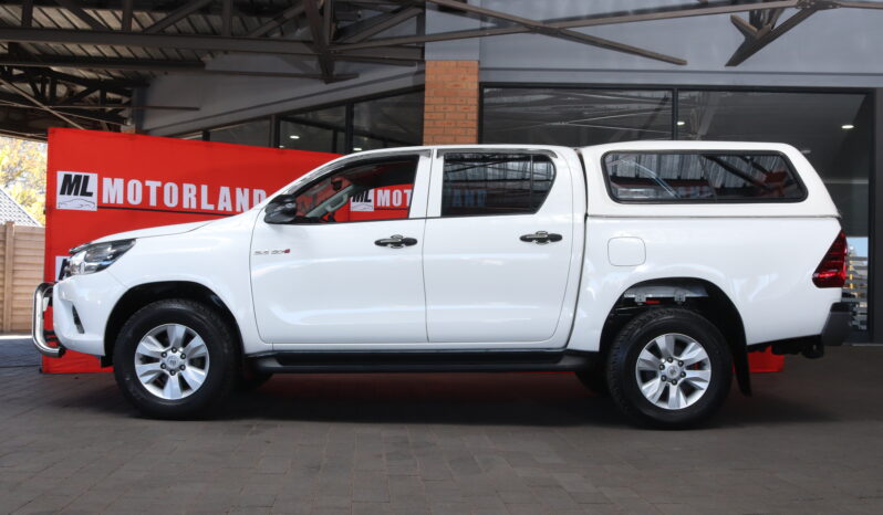 2017 Toyota Hilux 2.4 GD-6 SRX D/C (M) full