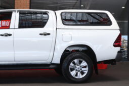 2017 Toyota Hilux 2.4 GD-6 SRX D/C (M) full