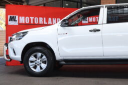 2017 Toyota Hilux 2.4 GD-6 SRX D/C (M) full