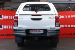 2017 Toyota Hilux 2.4 GD-6 SRX D/C (M) full