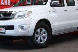 2011 Toyota Hilux 2.7 VVTI R/B Raider D/C (M) full