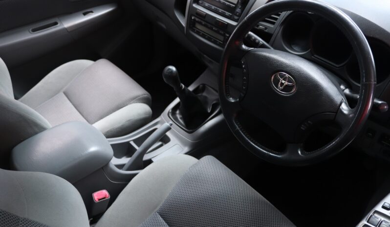 2011 Toyota Hilux 2.7 VVTI R/B Raider D/C (M) full