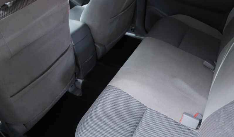 2011 Toyota Hilux 2.7 VVTI R/B Raider D/C (M) full