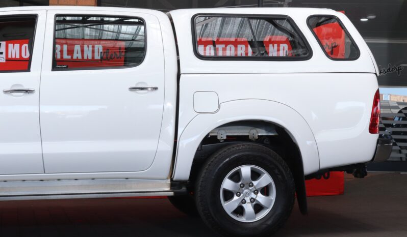 2011 Toyota Hilux 2.7 VVTI R/B Raider D/C (M) full