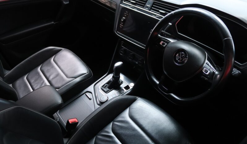 2018 Volkswagen Tiguan 2.0 TSI Highline 4-MOT DSG (R-Line) full