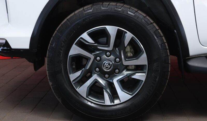 2023 Toyota Fortuner 2.4 GD-6 R/B A/T full