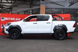 2022 Toyota Hilux 2.8 GD-6 RB Legend 4×4 A/T P/U D/C full
