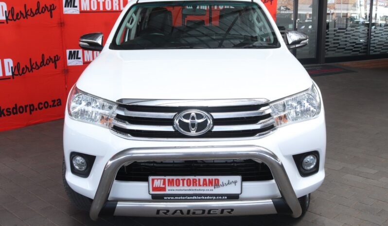 2017 Toyota Hilux 2.8 GD-6 RB Raider P/U D/C (M) full