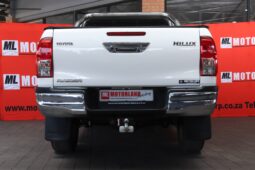 2017 Toyota Hilux 2.8 GD-6 RB Raider P/U D/C (M) full