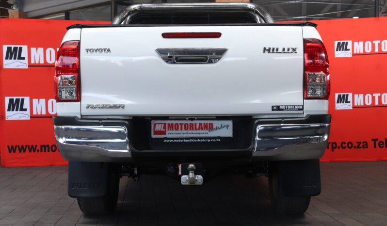 2017 Toyota Hilux 2.8 GD-6 RB Raider P/U D/C (M) full