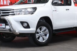 2017 Toyota Hilix 2.8 GD-6 Raider 4×4 P/U E/Cab (M) full