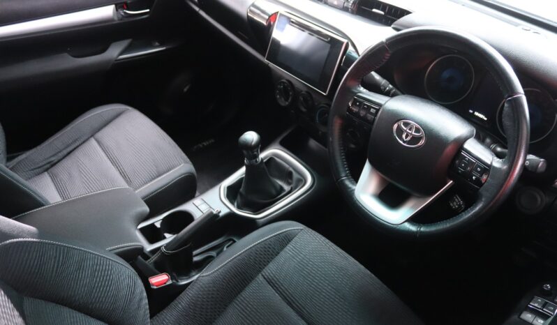 2017 Toyota Hilix 2.8 GD-6 Raider 4×4 P/U E/Cab (M) full