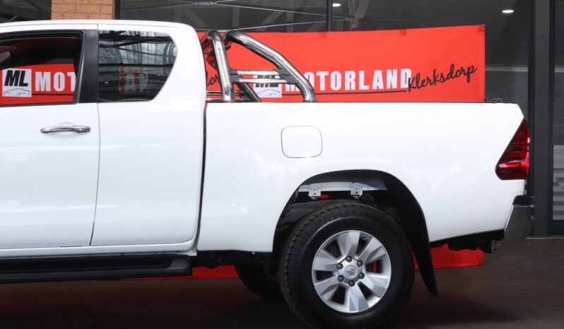2017 Toyota Hilix 2.8 GD-6 Raider 4×4 P/U E/Cab (M) full