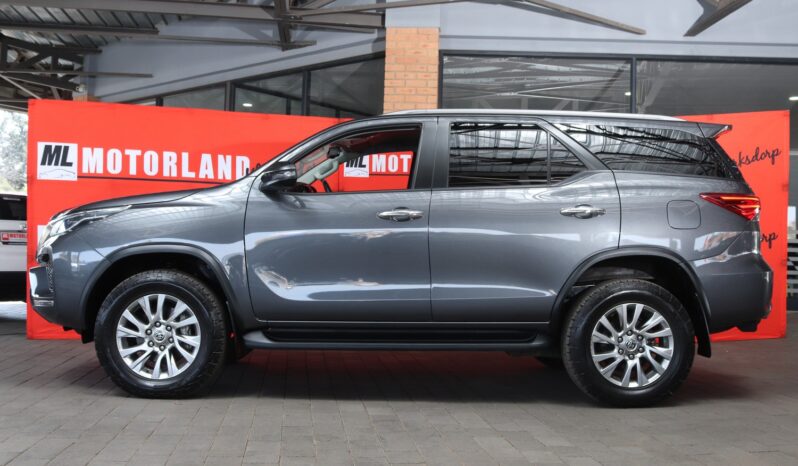 2022 Toyota Fortuner 2.8 GD-6 R/B A/T full