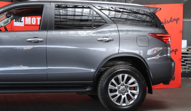 2022 Toyota Fortuner 2.8 GD-6 R/B A/T full