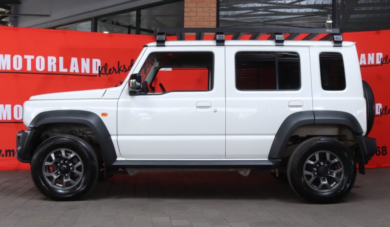 2023 Suzuki Jimny 1.5 GLX A/T 5DR full
