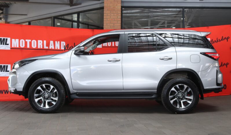 2024 Toyota Fortuner 2.4 GD-6 4×4 A/T full