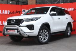 2022 Toyota Fortuner 2.8 GD-6 4×4 VX A/T full