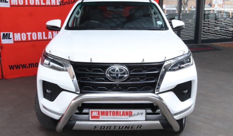 2022 Toyota Fortuner 2.8 GD-6 4×4 VX A/T full