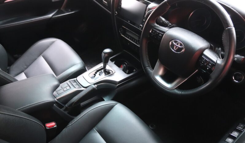 2022 Toyota Fortuner 2.8 GD-6 4×4 VX A/T full