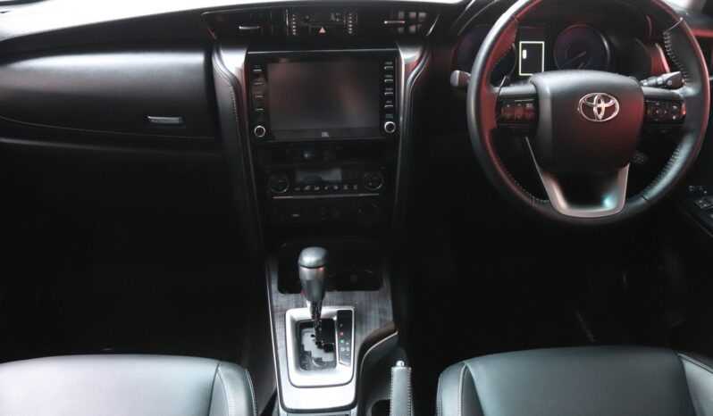 2022 Toyota Fortuner 2.8 GD-6 4×4 VX A/T full