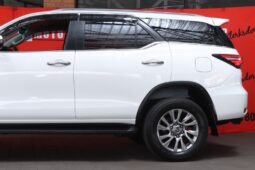 2022 Toyota Fortuner 2.8 GD-6 4×4 VX A/T full
