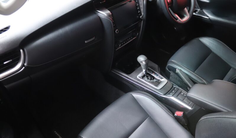 2022 Toyota Fortuner 2.8 GD-6 R/B A/T full