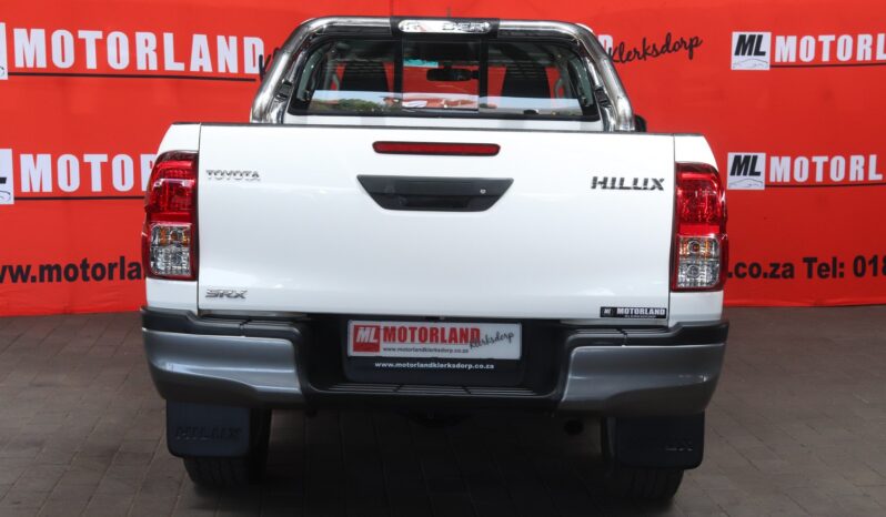 2018 Toyota Hilux 2.4 GD-6 RB SRX P/U E/Cab (M) full