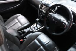 2016 Isuzu KB300 D-TEQ LX A/T P/U D/C full