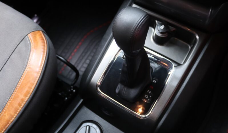 2023 Mahindra Pik Up 2.2 MHawk S11 4×4 A/T D/C full