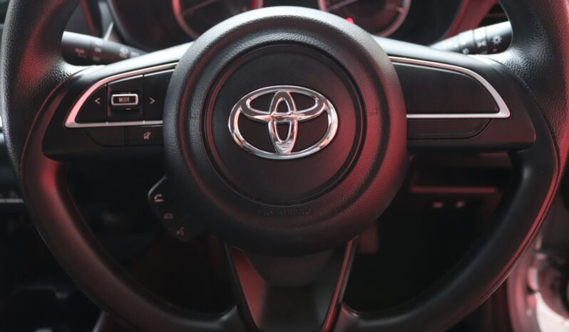 2024 Totota Starlet 1.5 XS A/T full