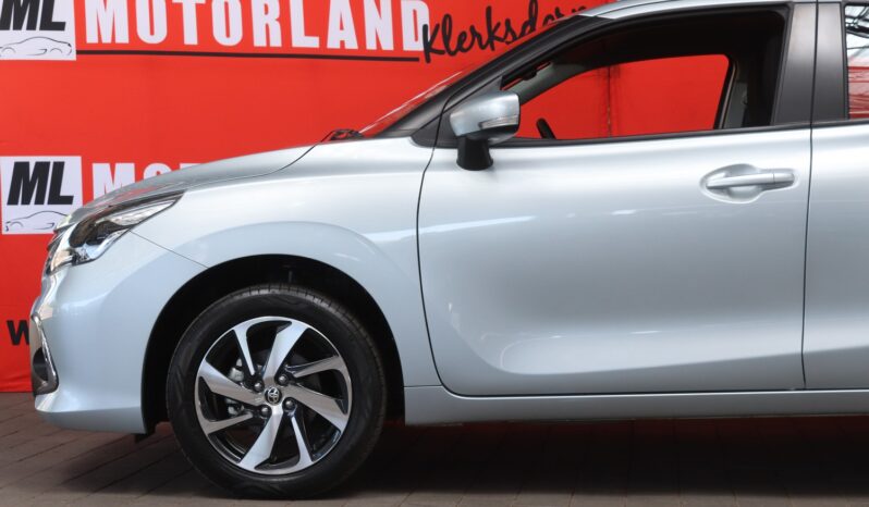 2024 Totota Starlet 1.5 XS A/T full