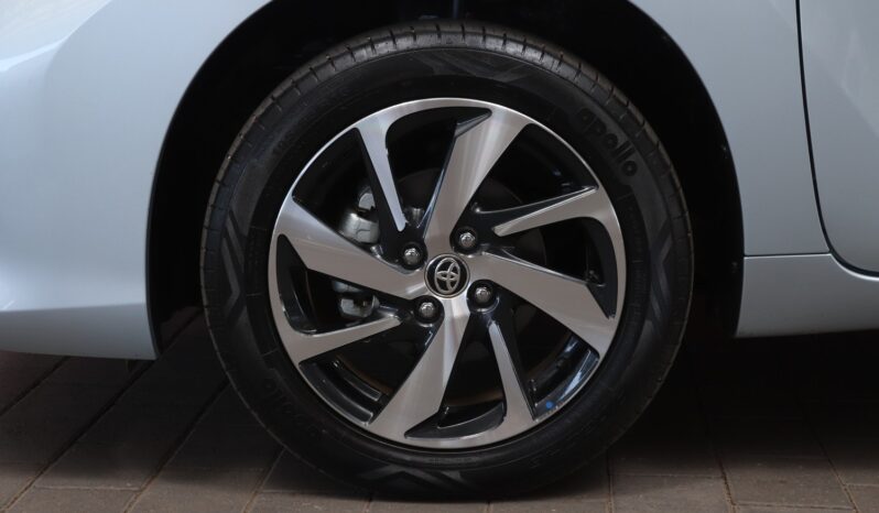 2024 Totota Starlet 1.5 XS A/T full