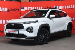 2024 Toyota Starlet Cross 1.5 XS A/T full