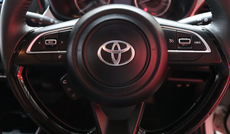 2024 Toyota Starlet Cross 1.5 XS A/T full